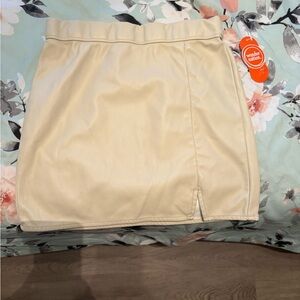 Wonder Nation Cream Pencil Mini Skirt Resort Wear